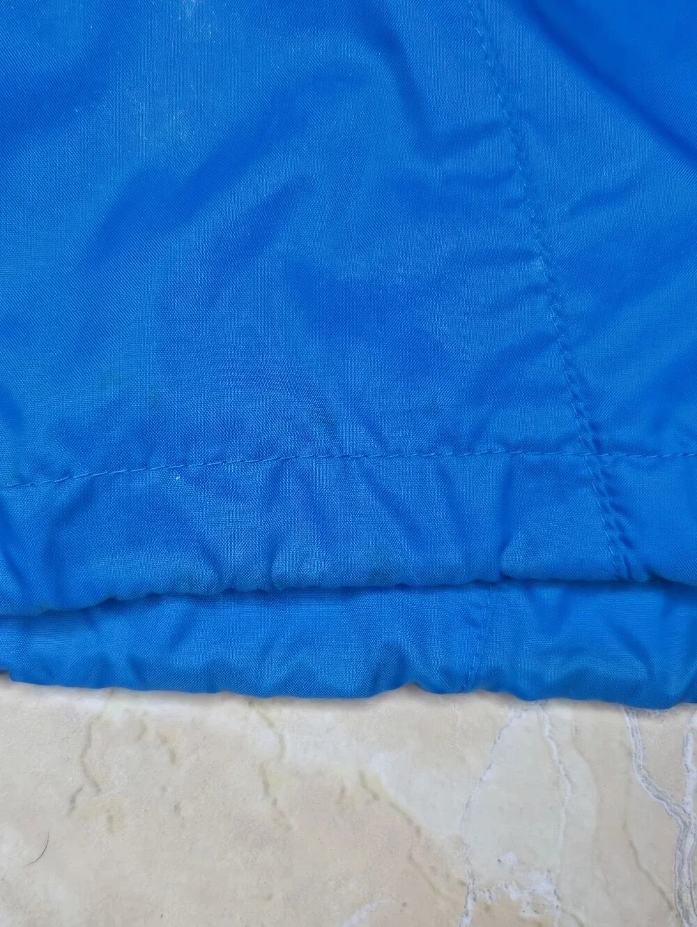 Vintahe Nike Blue Windbreaker with Lime Accents